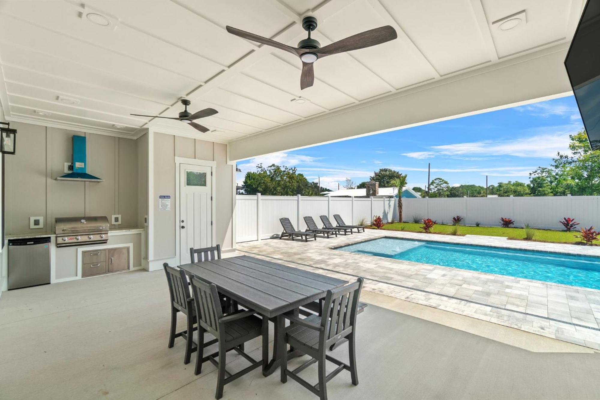 Brand New Home With In-Ground Pool, Four Houses From Beautiful Laguna Beach Panama City Beach Zewnętrze zdjęcie